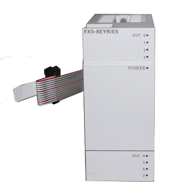 三菱電機 FX5-8EYT/ESS 出力ユニット 出力:8点 トランジスタ ソース
